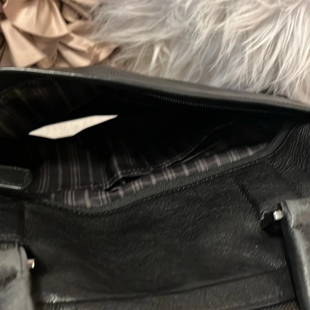 TUMI Vintage Black Leather Beacon Hill Portfolio Organizer Unisex Laptop Bag